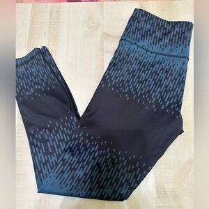 Zyia Light N Tight 7/8 Teal Grid Leggings